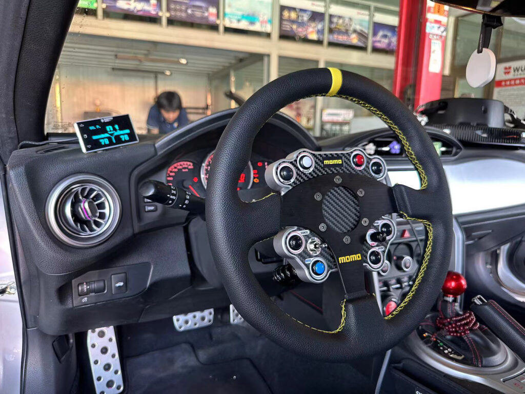 MOMO racing steering wheel build