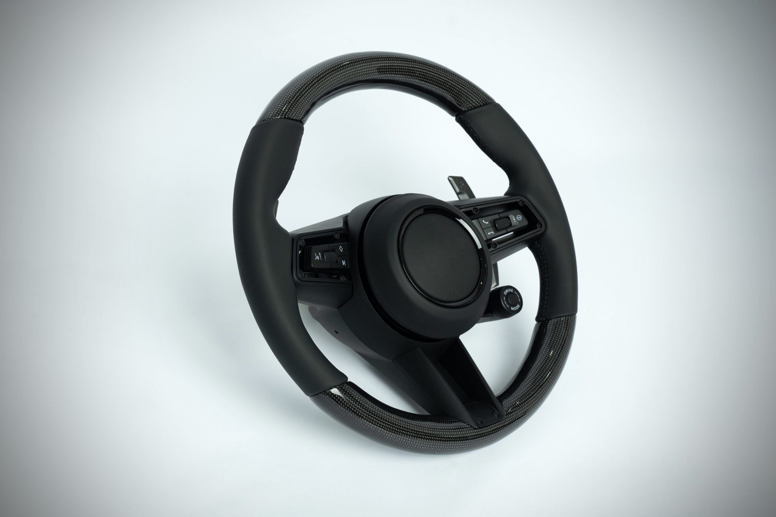 Porsche 992 911 steering wheel black leather and carbon fiber - Image 2